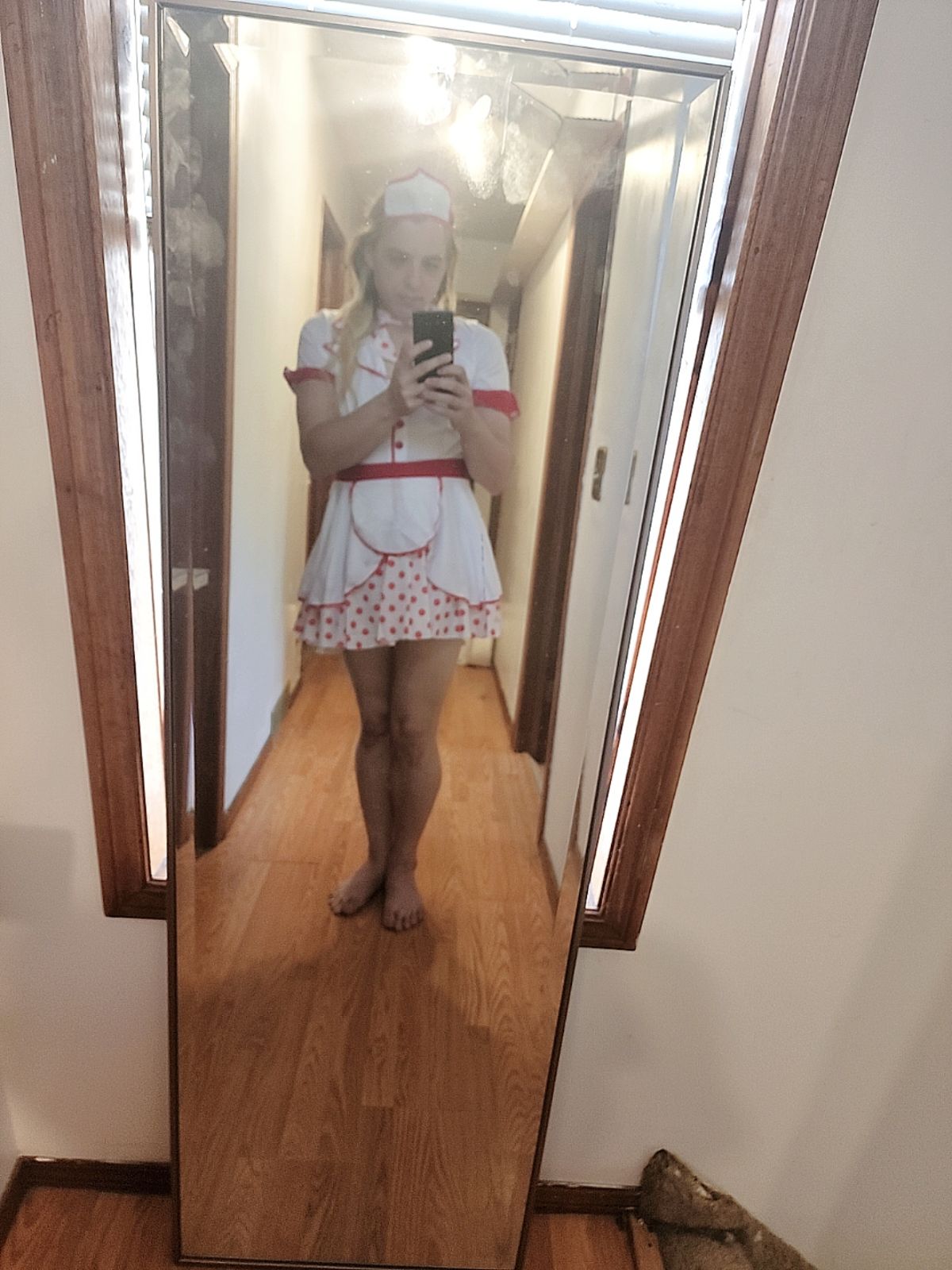 Diaper waitresses