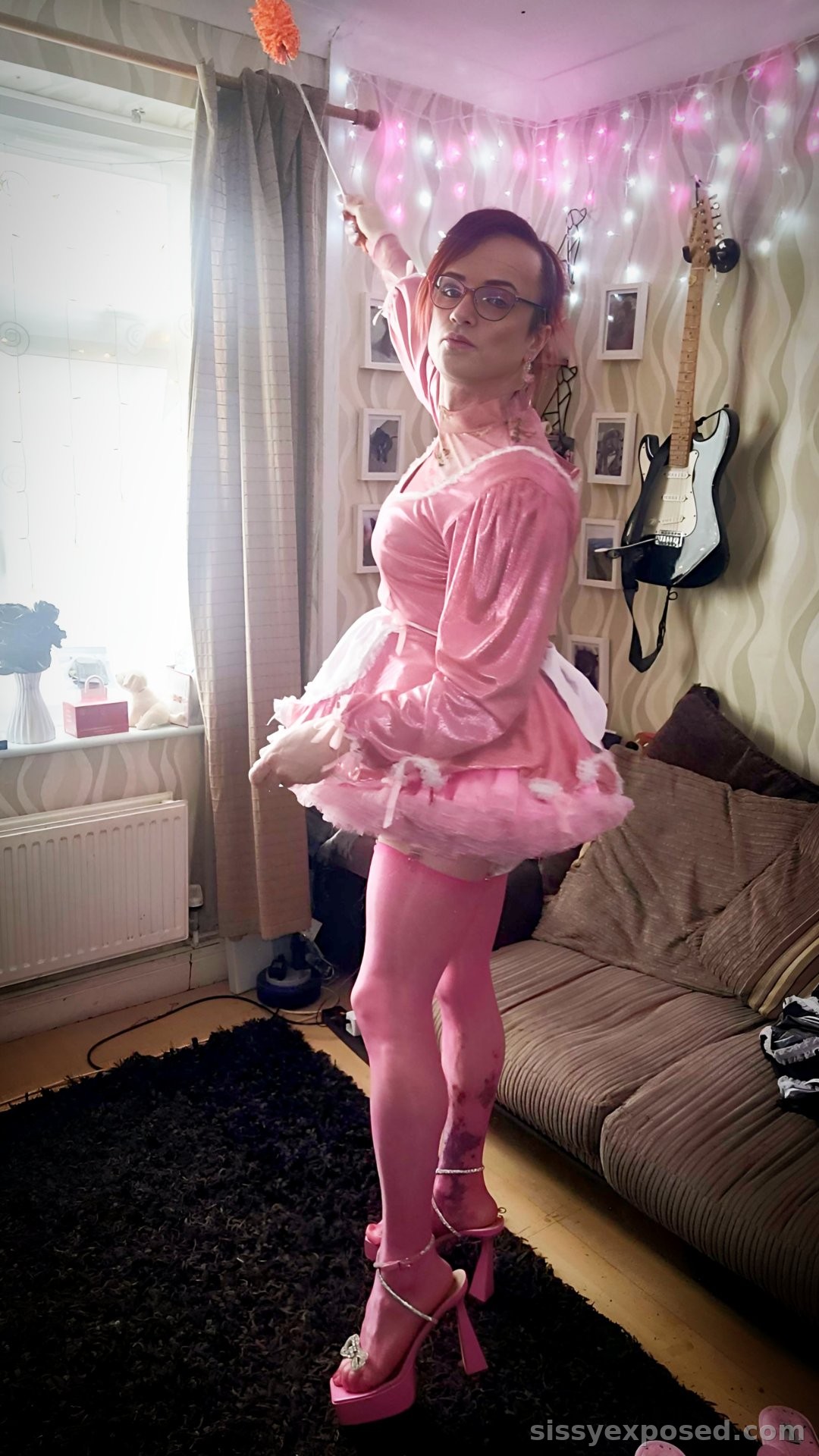 Cleaning sissy maid