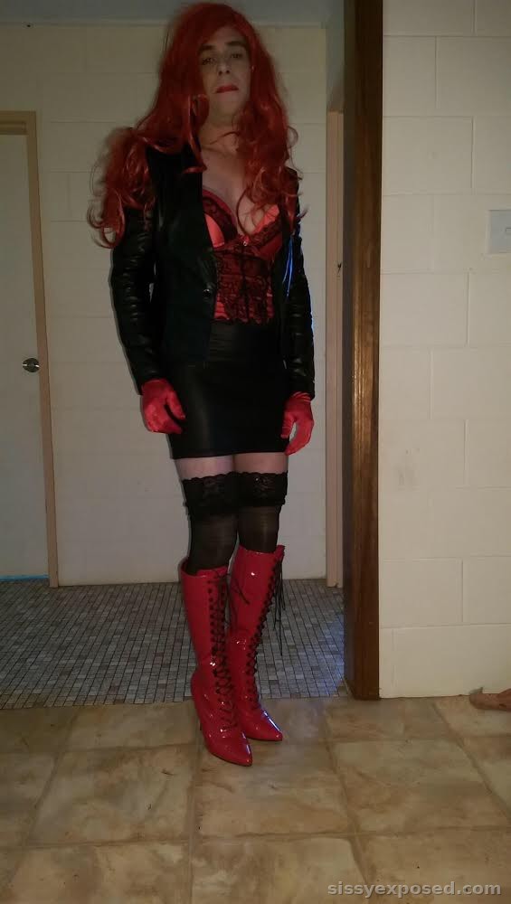 Chloe Satin – Pathetic Fully Exposed Sissy Slut