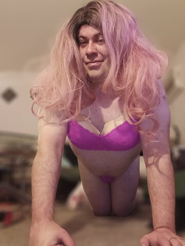 Slutty Dhalia