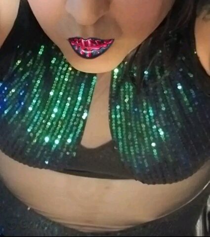 Sexy Sissy Iriana