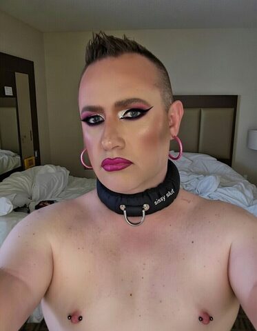 NYC sissy fag cumdump