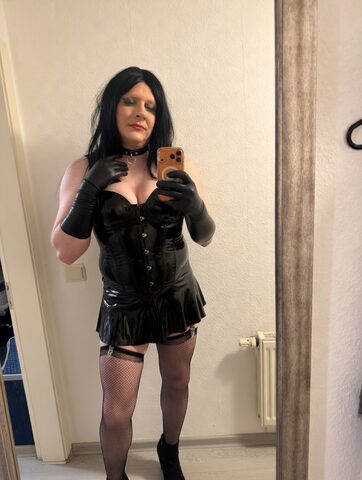 Sissy Sarah