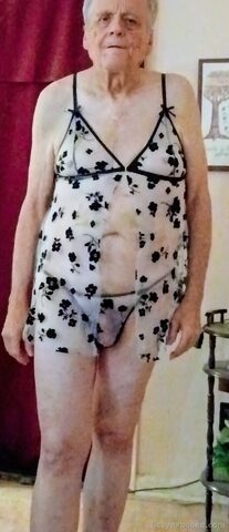 More of Sissy me