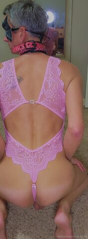 Looking sexy in pink