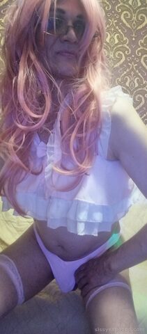 sissy girl in pink