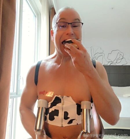 Sissy Chrissy exposed as a sissy incest whore