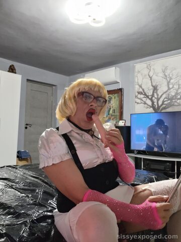 Sissy bimbo slut