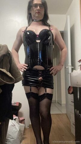 Natacha Pute De Lyon Sexy Pics.
