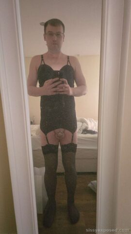 sissyalex94 – Locked & exposed: corset, stockings & chastity cage – fully on display!