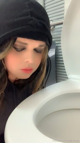 Public toilet slut