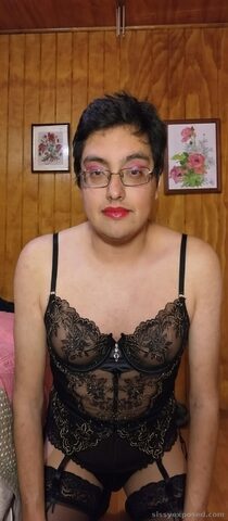 SissyVivi exposed