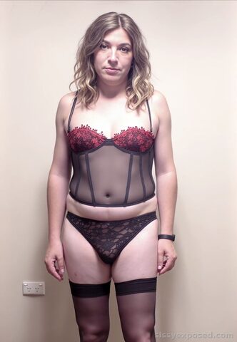 Sissy Staci aka Craig Lynch