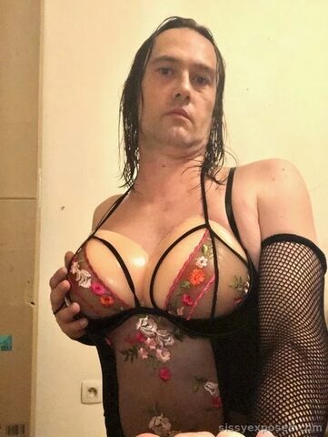 Natacha Pute De Lyon Sexy Pics