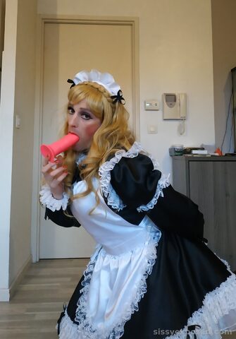 Sissy Maid Marga