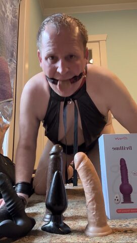 Sissy should be punished