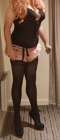 I love pretty lingerie!