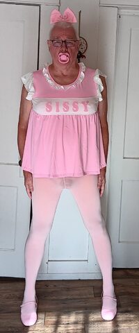 Expose this sissy slut faggot
